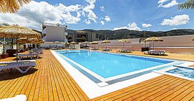 Hotel Triton