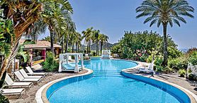 Cruccuris Resort