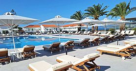 Sirenes Beach Resort