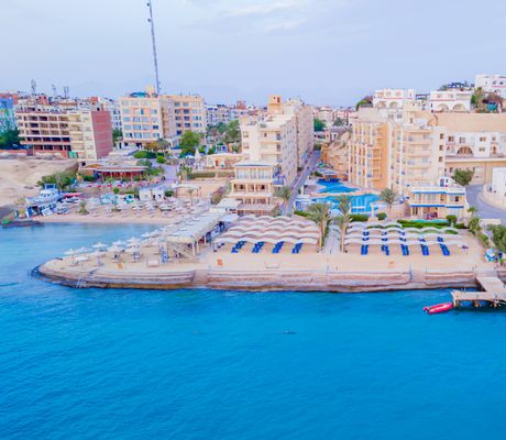 Hotel King Tut Aqua Park Beach Resort