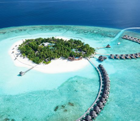 Hotel Thulhagiri Island Resort & Spa