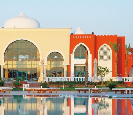 Sunrise Select Garden Beach Resort & Spa