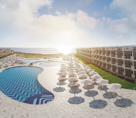 Hotel Sirena Beach Resort & Spa