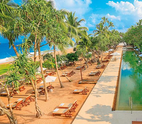 Hotel Pandanus Beach Resort & Spa