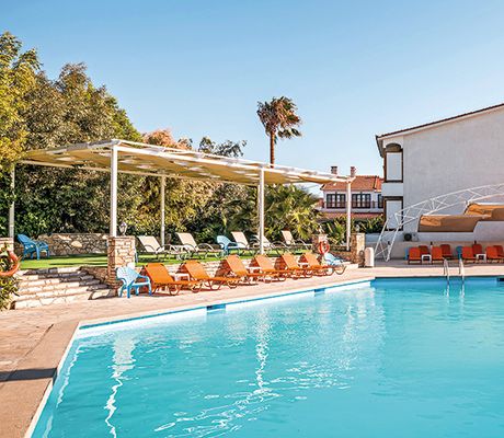 Hotel Samian Blue Village