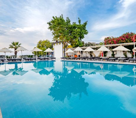 Hotel Petunya Beach Resort