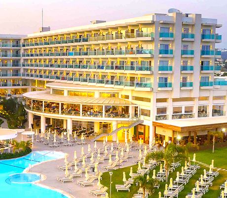 Hotel Nissiblu Beach Resort