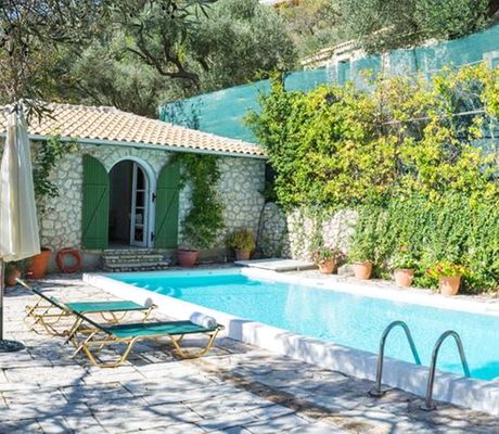 Villa Old House And Guest House