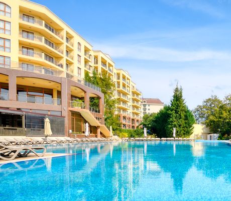 Aparthotel Golden Line