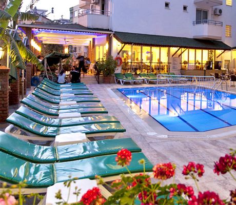 Hotel Kleopatra Remi