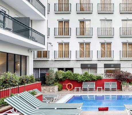 Aqua Hotel Bertran Park