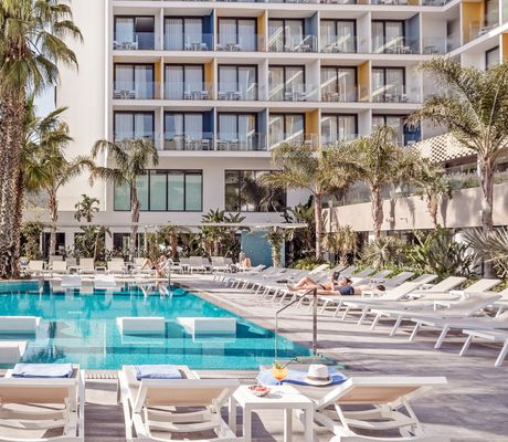 Aqua Hotel Silhouette & Spa