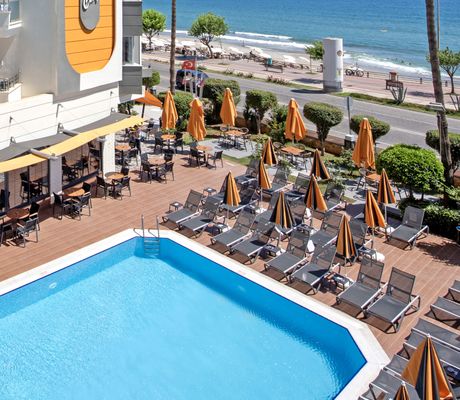 Hotel Monart City