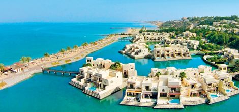 Hotel The Cove Rotana Resort