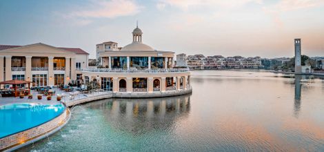 Millennium Lakeview Hotel