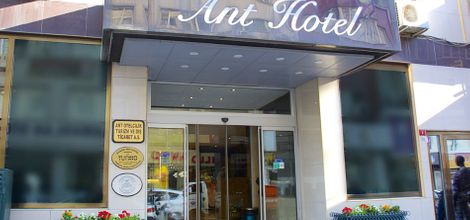 Grand Ant Hotel
