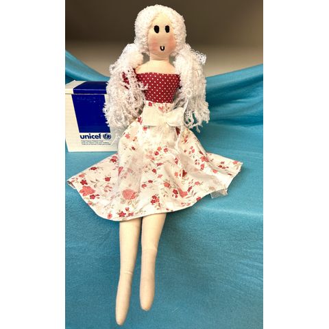 Adoptuj panenku  Barunku K.