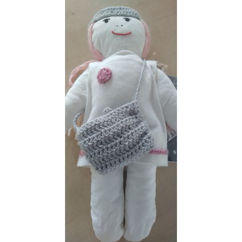 Adoptuj panenku Emi K.