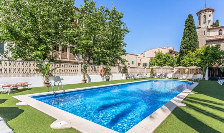 Fergus Style Soller Beach (Léto 2023) • Mallorca • Španělsko • CK Blue ...