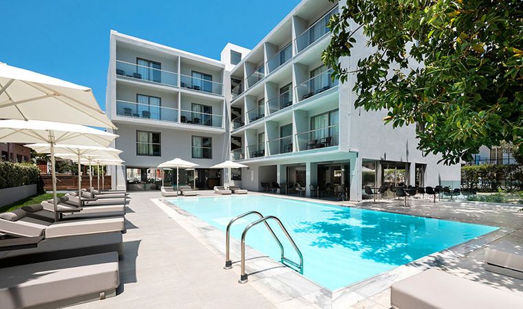 Oktober Downtown Boutique Hotel