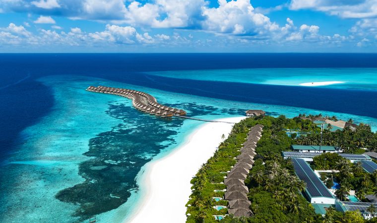 Hotel Hurawalhi Island Resort