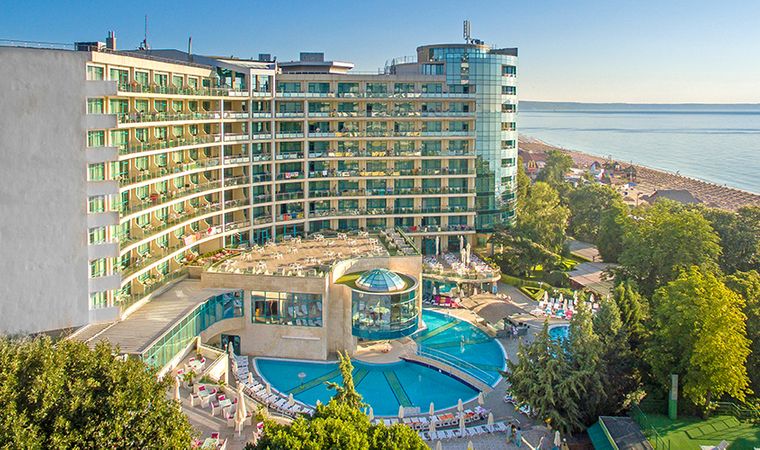 Hotel Marina Grand Beach