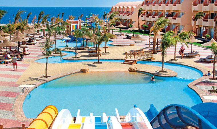 Hotel Three Corners Sea Beach Resort