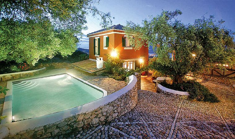 Villa Pergola