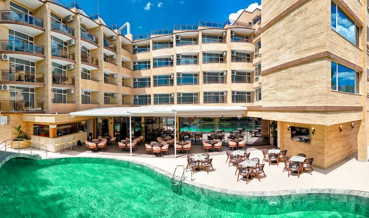 Hotel Opal