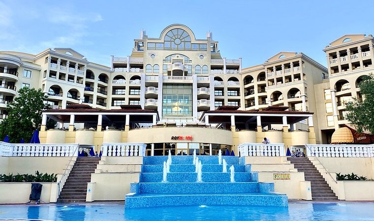 Marina Royal Palace