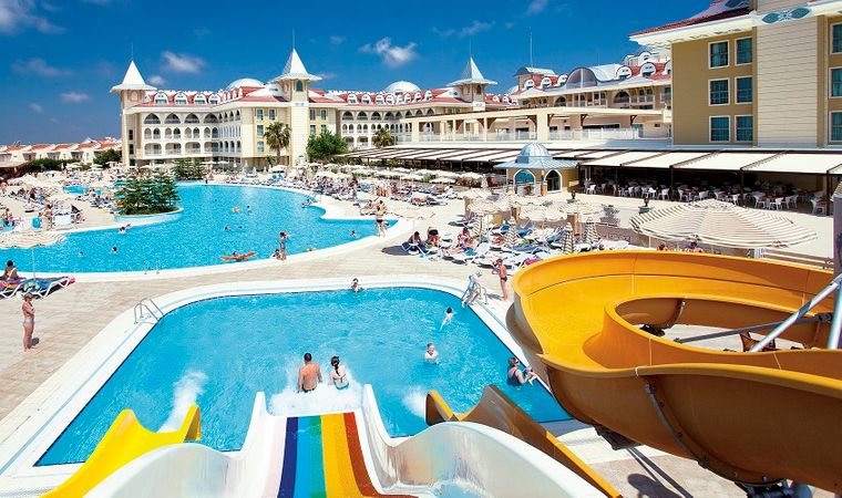 Side Star Resort