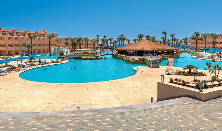 Pyramisa Beach Resort