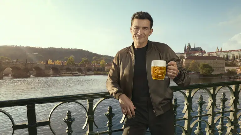 Orlando bloom staropramen scaled
