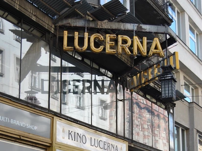 Palác Lucerna