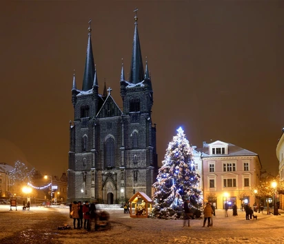 Rozsvícení vánočního stromu ve městě Chrudim