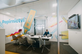 ZASEDAČKA PAPÍRNICTVÍ, TITANIUM